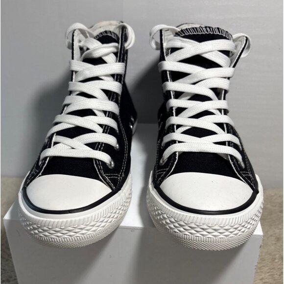 Mutuoni Hellfire Club Sneakers High-Top Canvas Black on White Sz 38 Like New - Picture 4 of 9